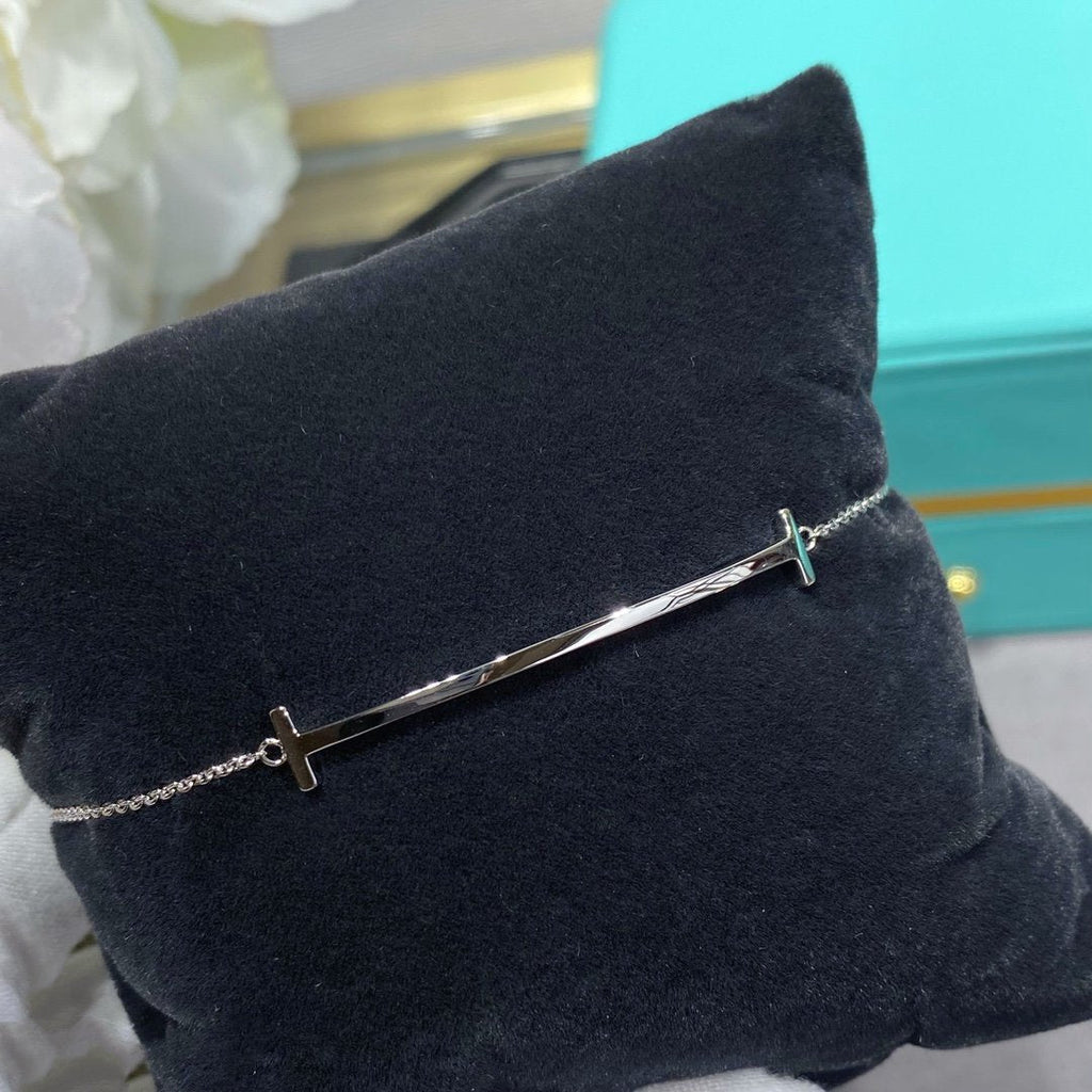 TIFFANY SMILE BRACELET