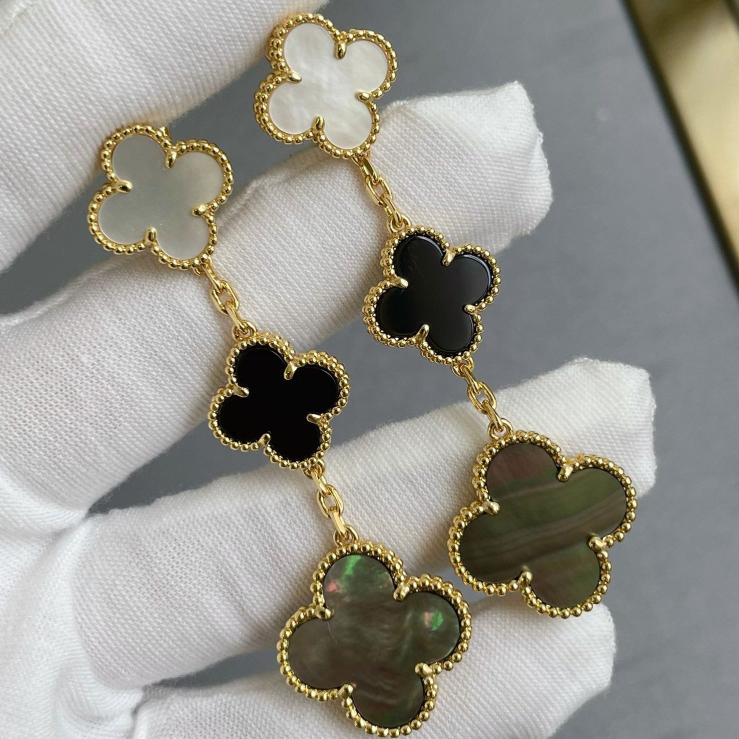 Van Cleef & Arpels CLOVER 3 MOTIF MOP ONYX DARK MOP PINK GOLD EARRINGS
