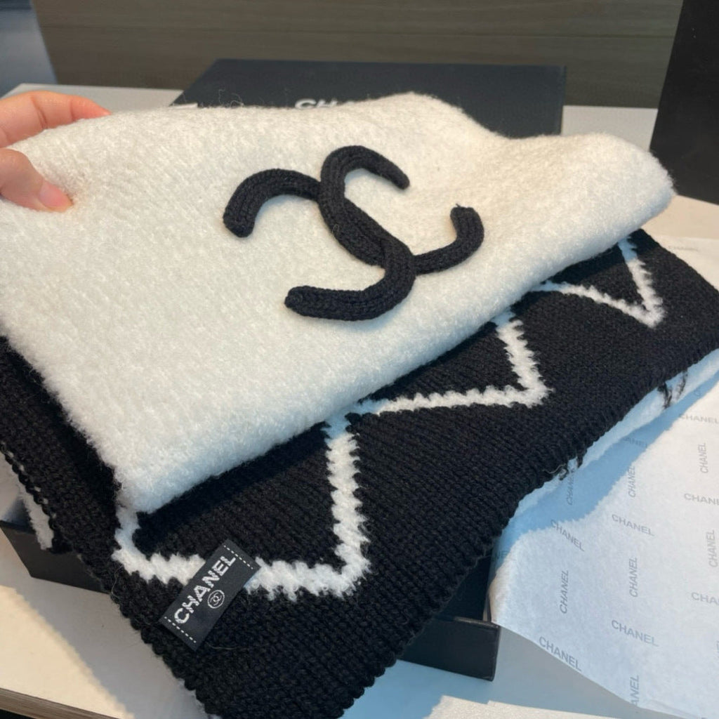 CHANEL 25S SCARF 180 IN CASHMERE 883365