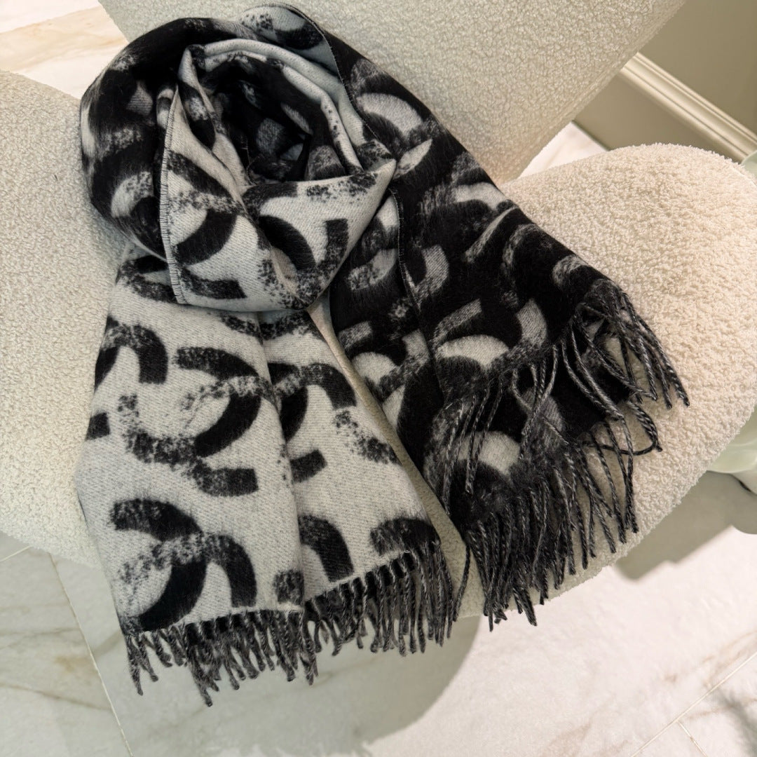 CHANEL 25S SCARF 210 CM IN CASHMERE 942916