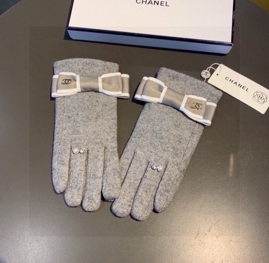 CHANEL GLOVES IN PALE GRAY WOOL WITH BOW 463856