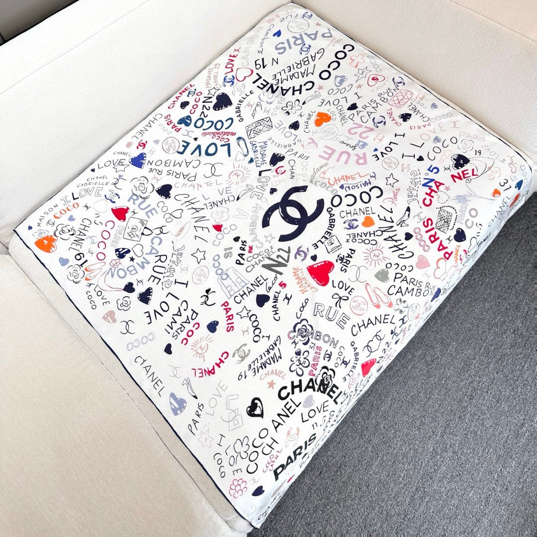 CHANEL 25S SCARF 90 IN SILK 730662